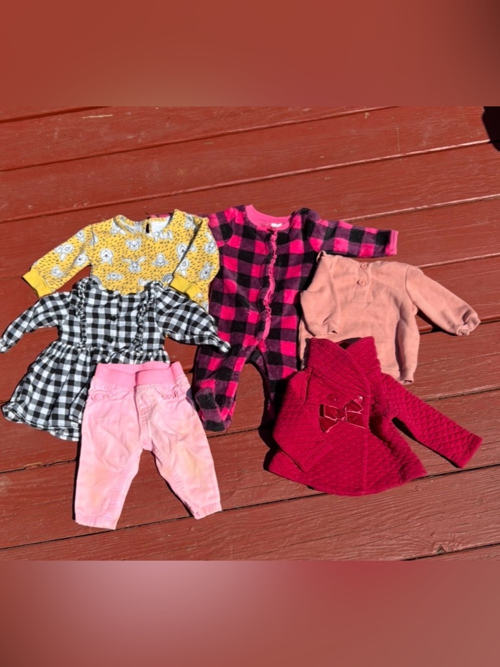 Girls 3-6 Month Lot Of Six Assorted Pieces Of Clothes